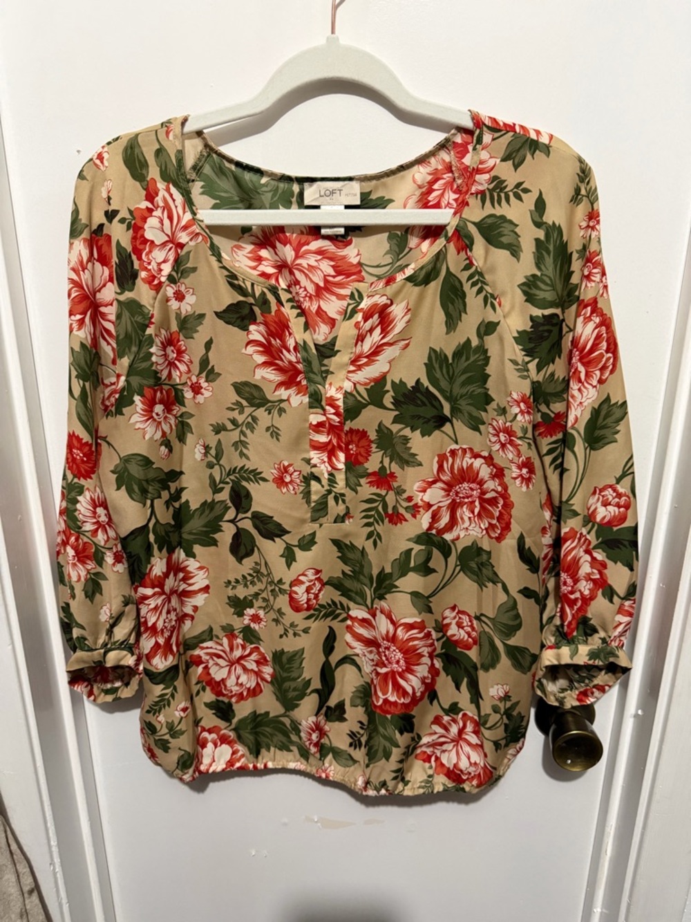 A.T. Loft Petites - Floral Blouse